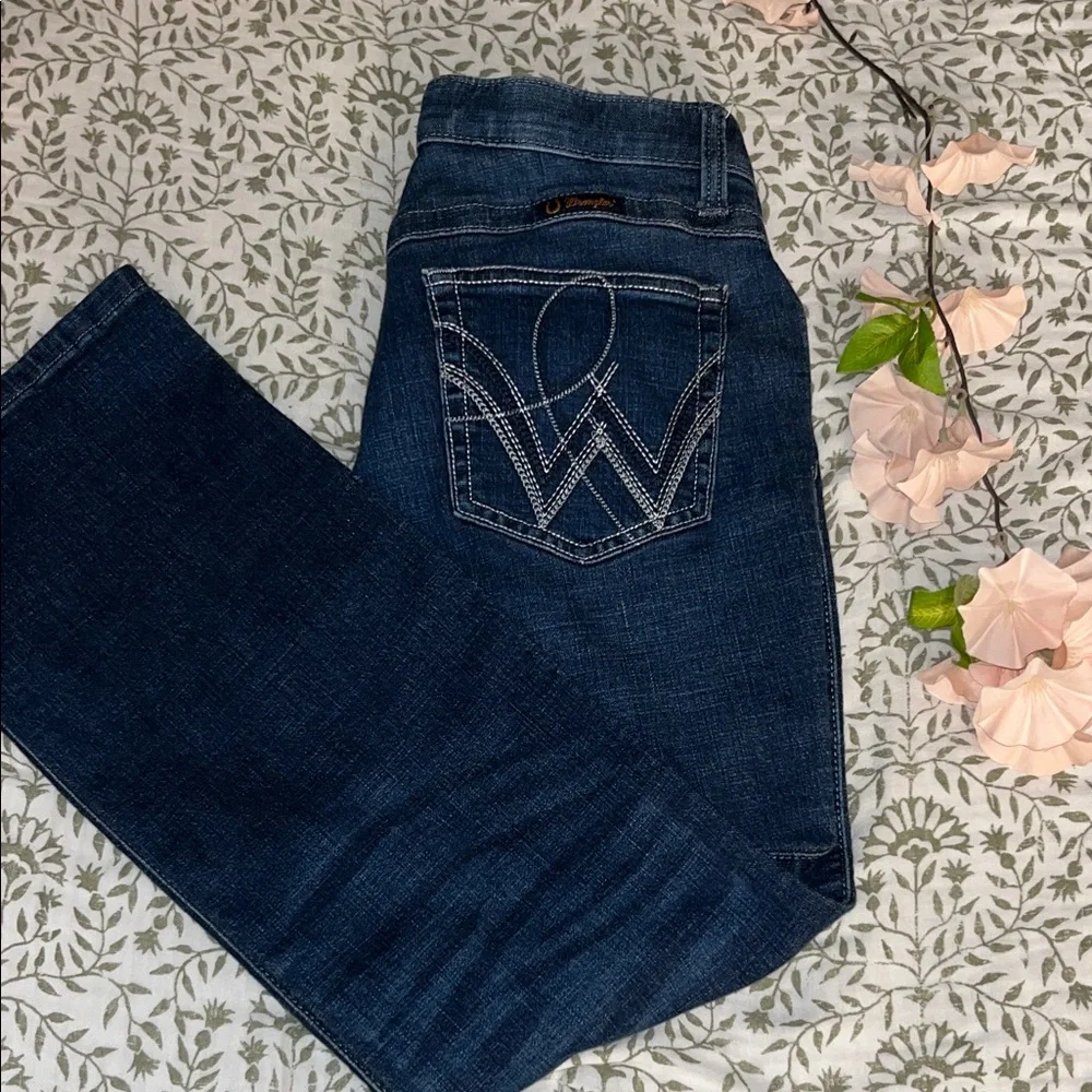 Wrangler Women's Dark Blue Bootcut Jeans with Embroidered Back Pockets - Picture 2 of 12